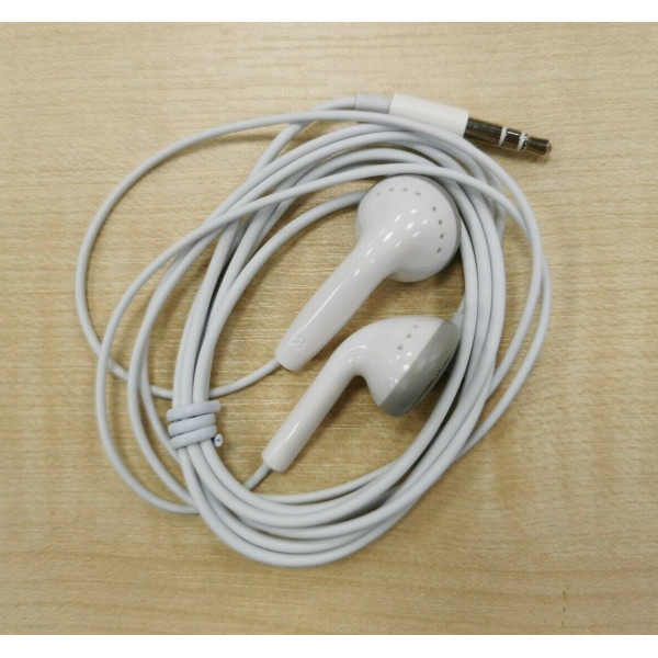 In ear stereo headphones in white